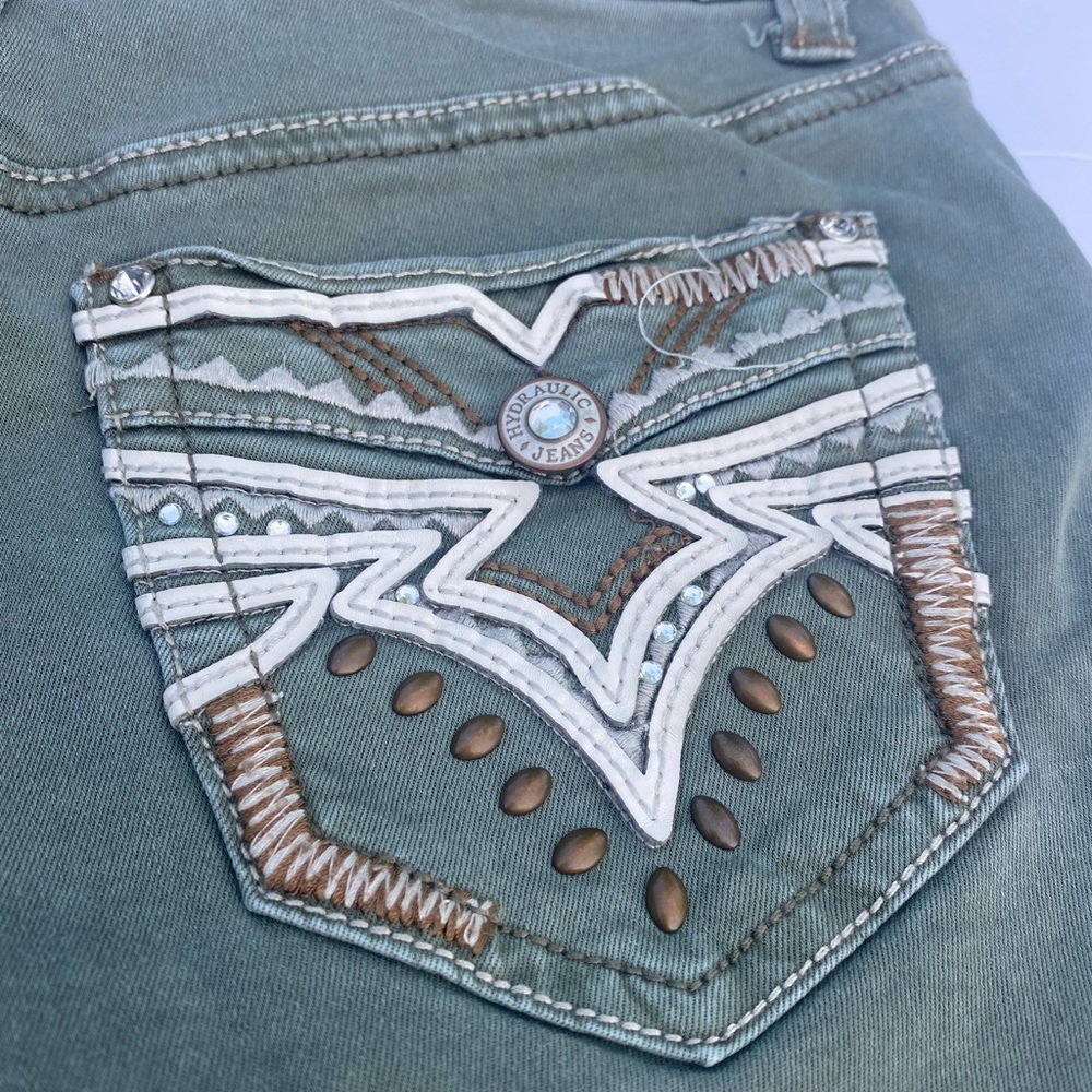 Hydraulic Army Green Distress Shorts Sz 3/4